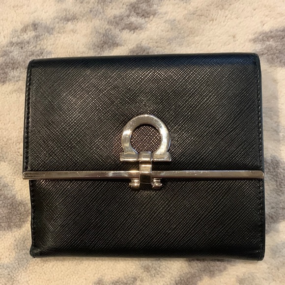 Salvatore Ferragamo Handbags - Ferragamo leather wallet with clasp